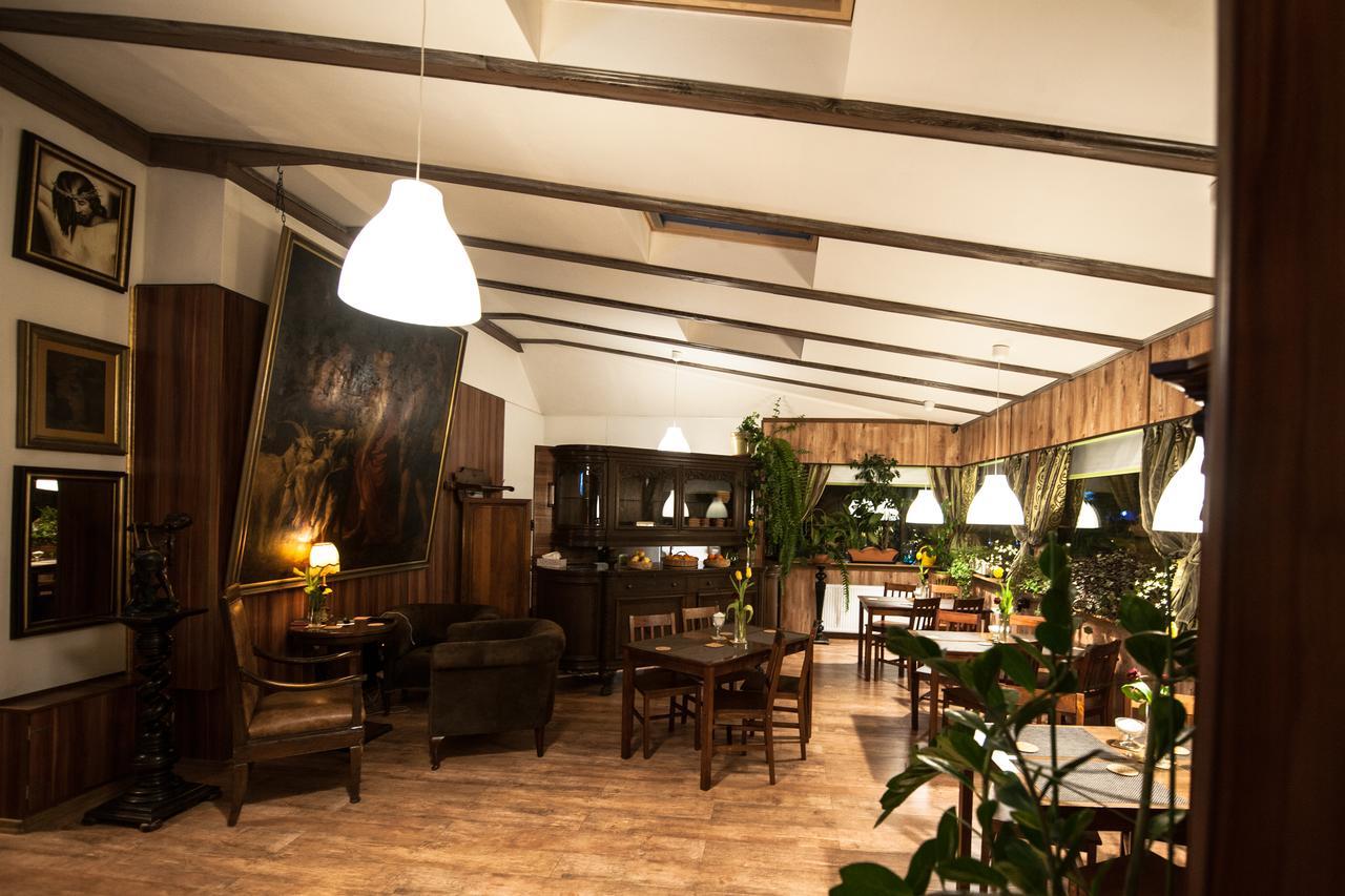 Hotel Villa Rezydent Вроцлав Екстериор снимка