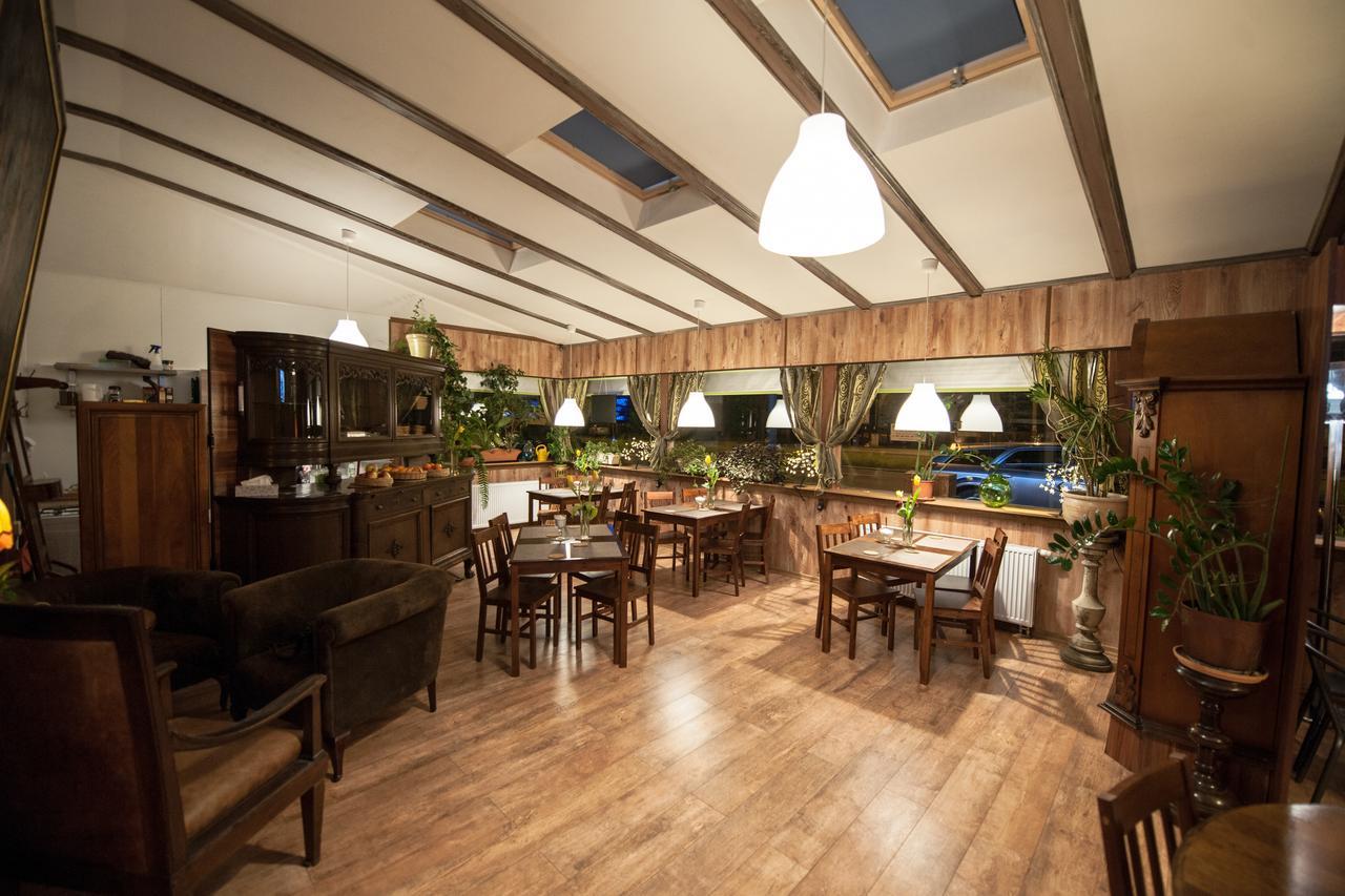 Hotel Villa Rezydent Вроцлав Екстериор снимка