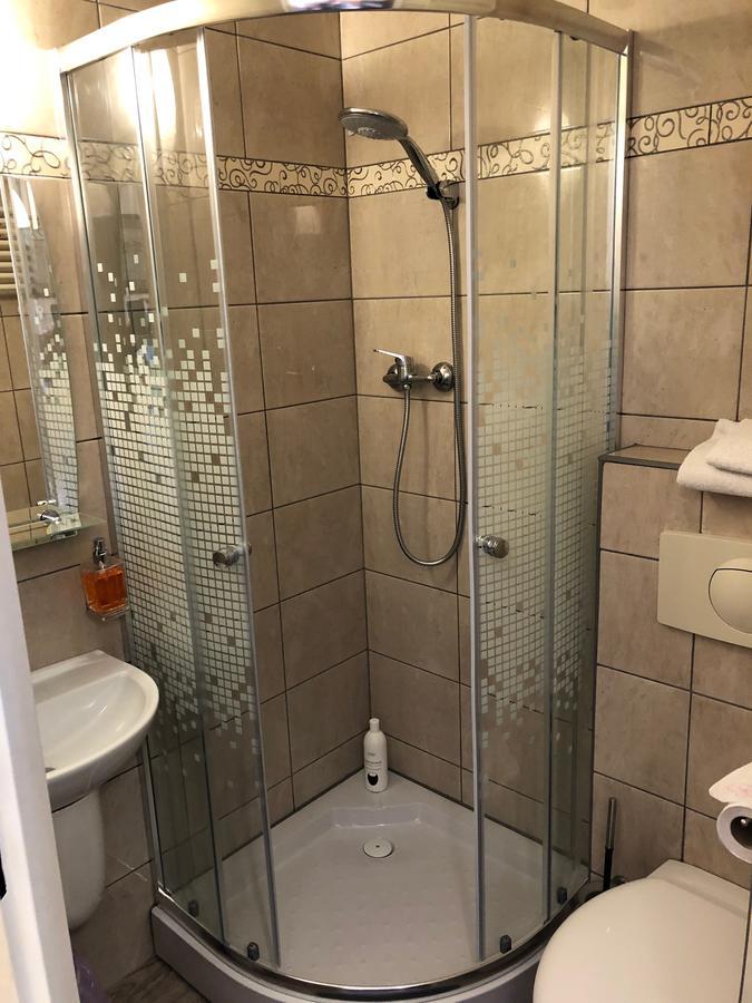 Hotel Villa Rezydent Вроцлав Екстериор снимка